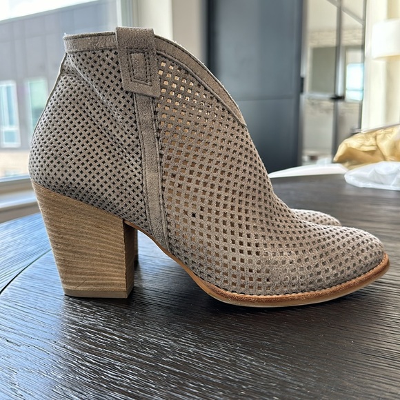 Paul Green booties - size 8 - Picture 2 of 4